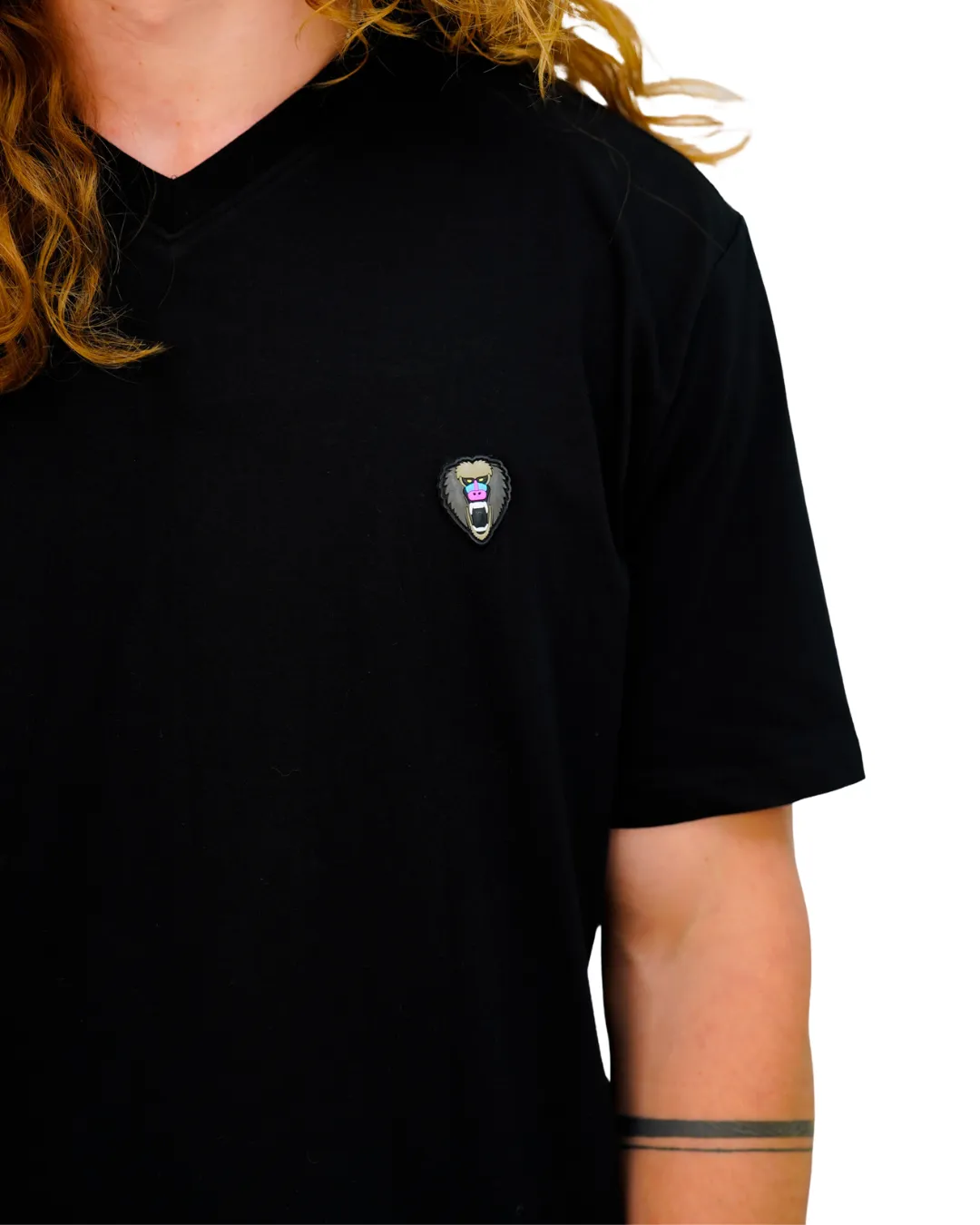 BLACK V NECK