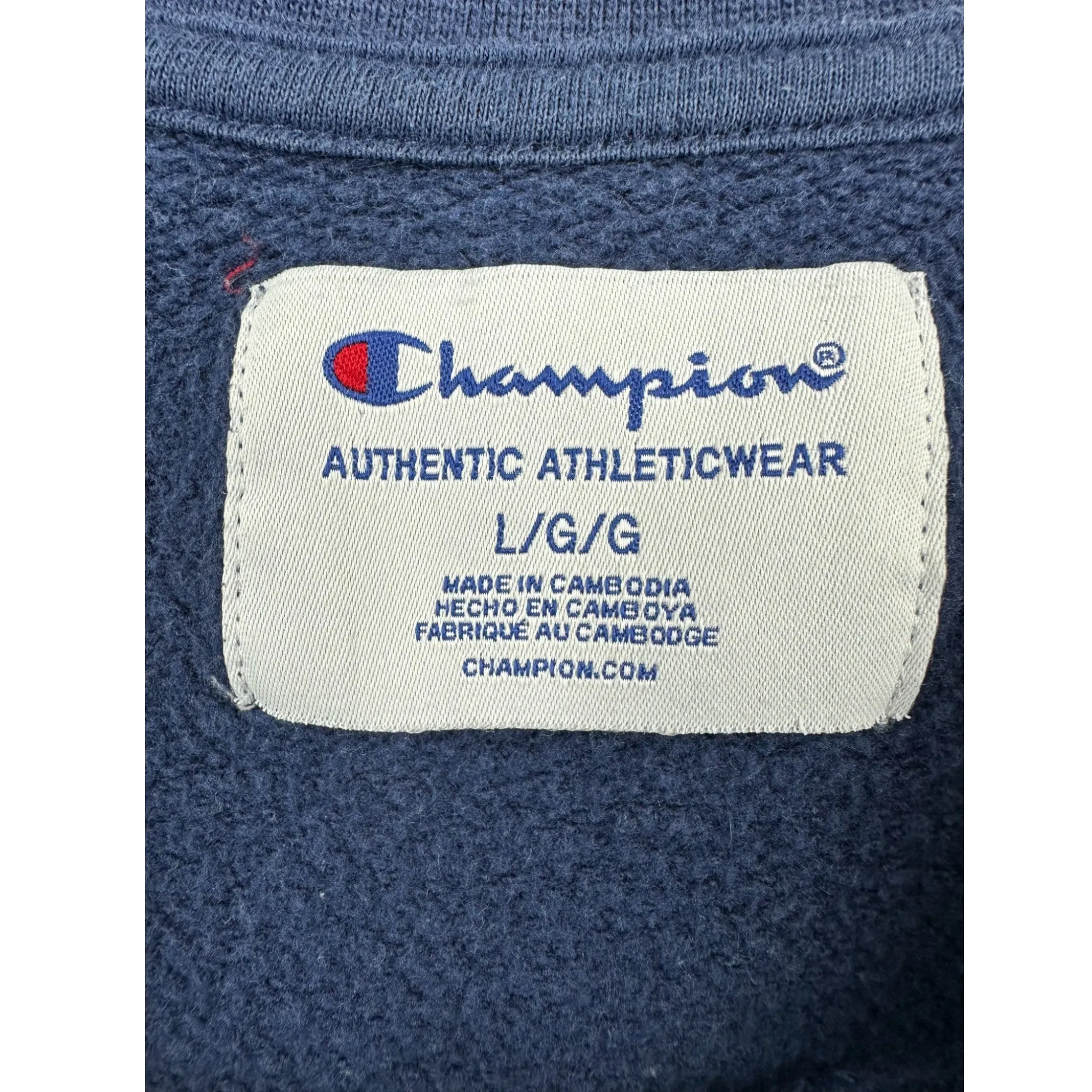 CHAMPION "EMBROIDERED" CREWNECK - (L)