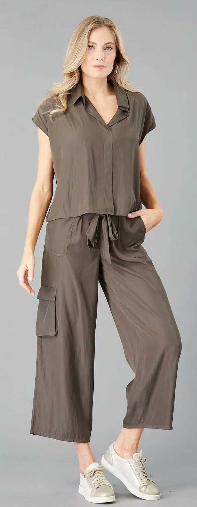 Collar V Neck Top T6023