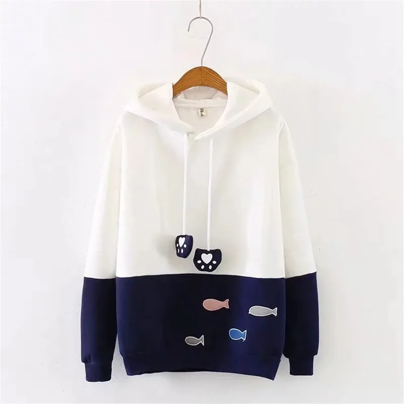 CUTE FISH EMBROIDERED LONG SLEEVE HOODIE UB2661