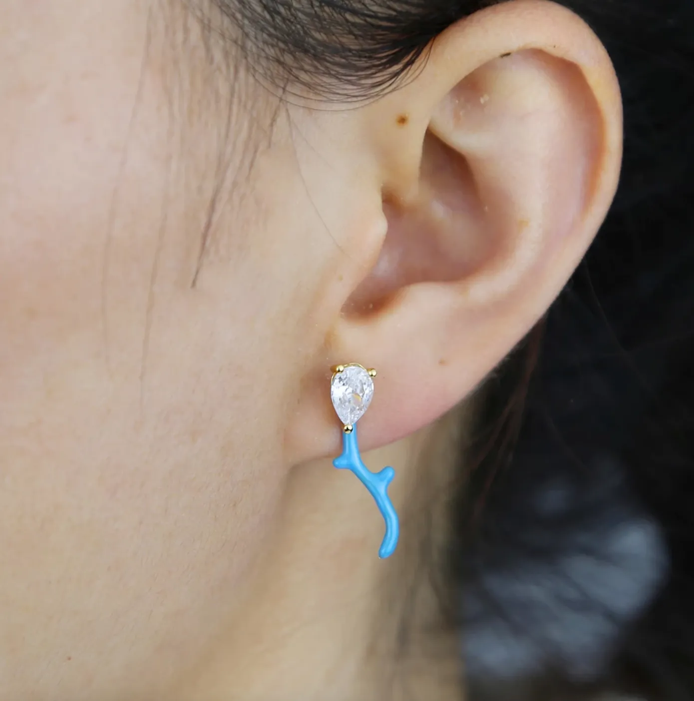 Lela Studs White