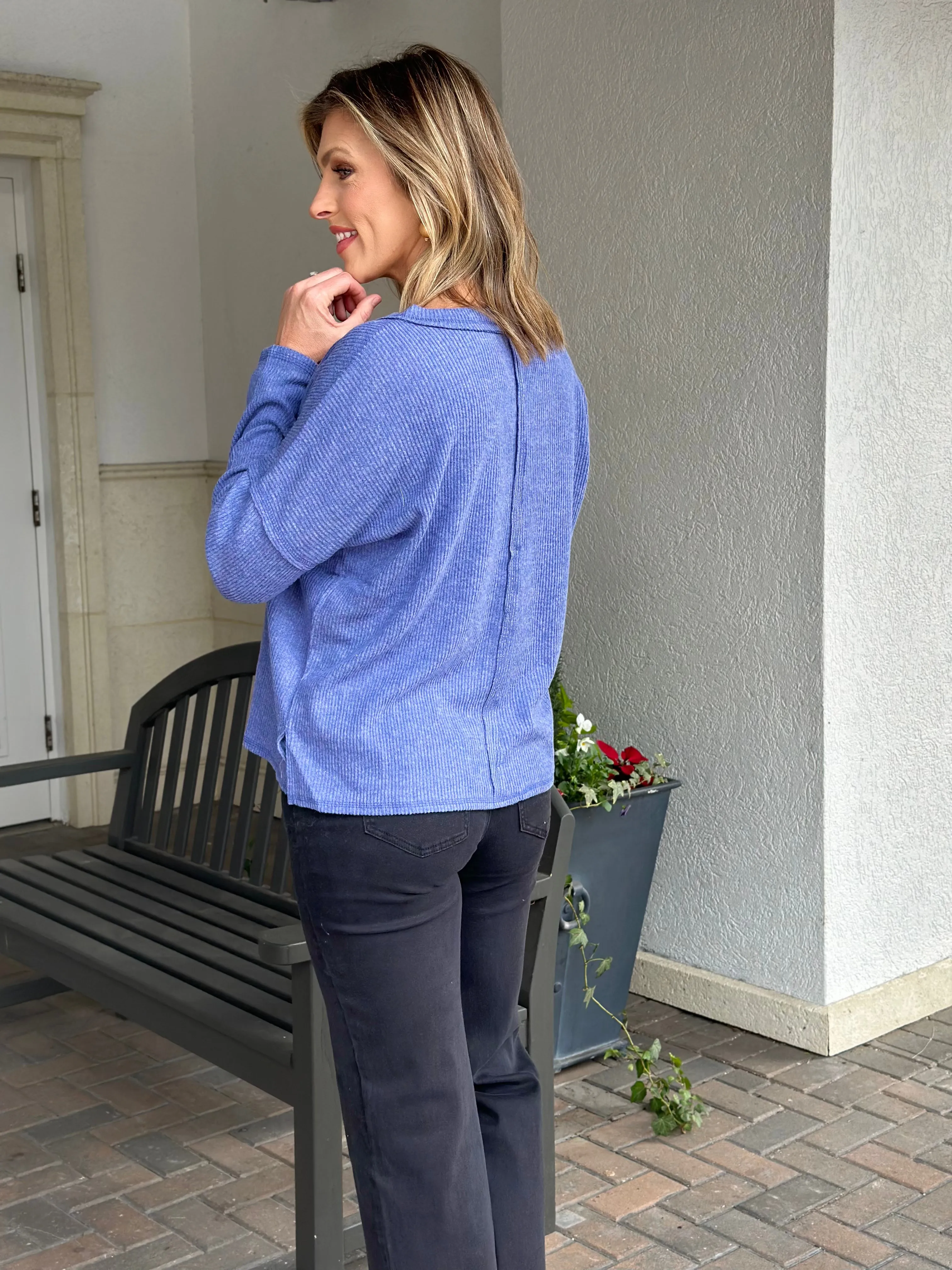 Marlena Ribbed V-Neck Top-Blue