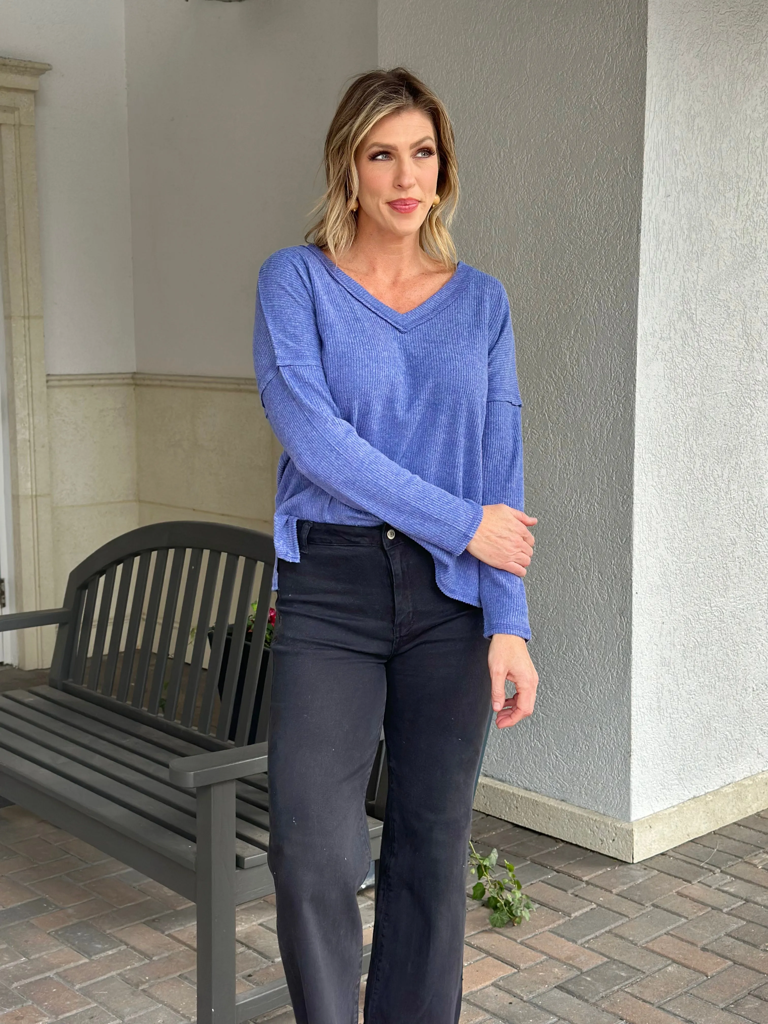 Marlena Ribbed V-Neck Top-Blue