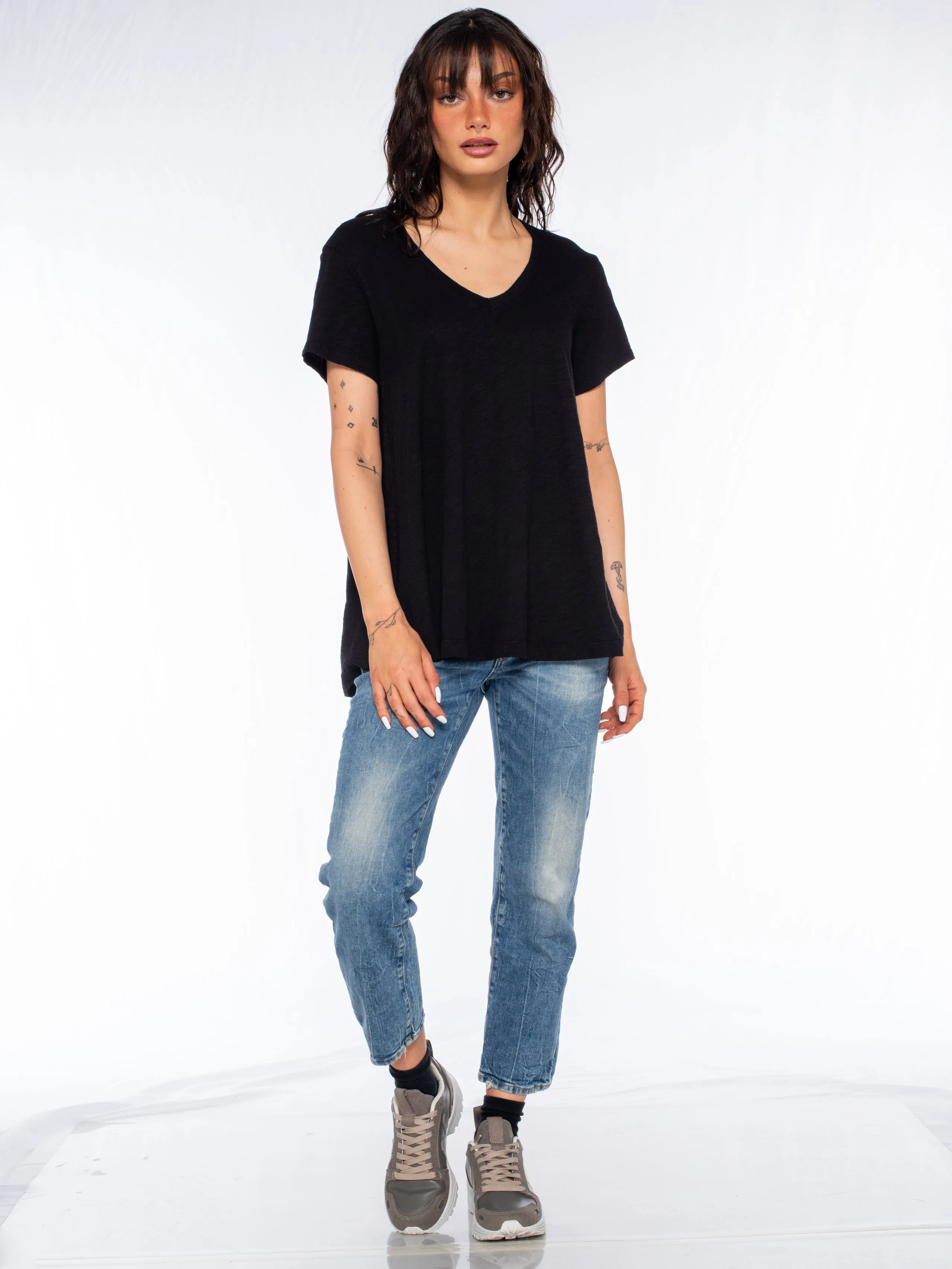 Short Sleeve V-Neck Trapeze Top