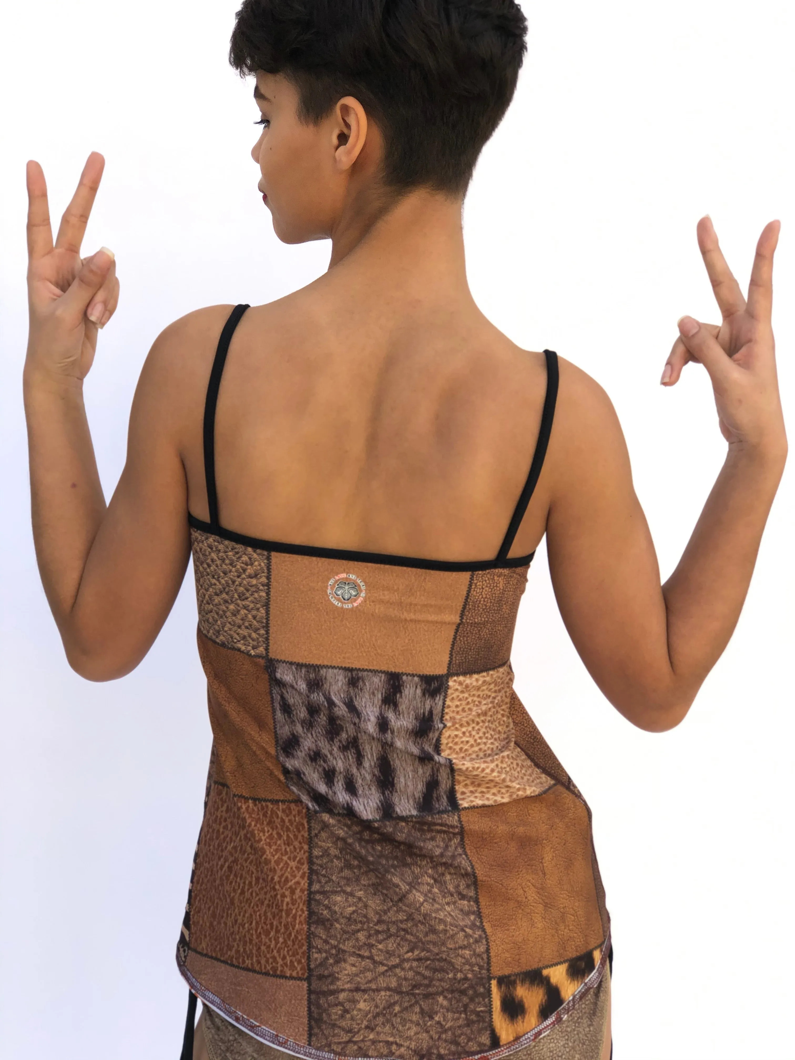 V NECK SPAGHETTI STRAP TOP COFFEE/ANIMAL PRINT