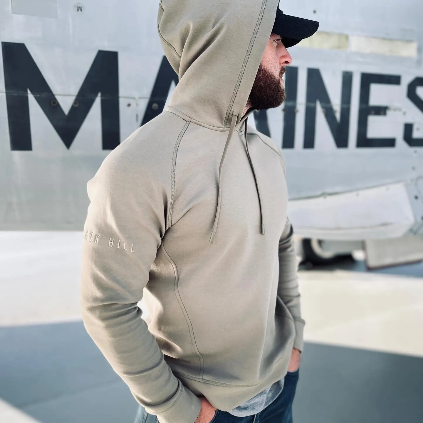 Versa Hoodie (Olive)