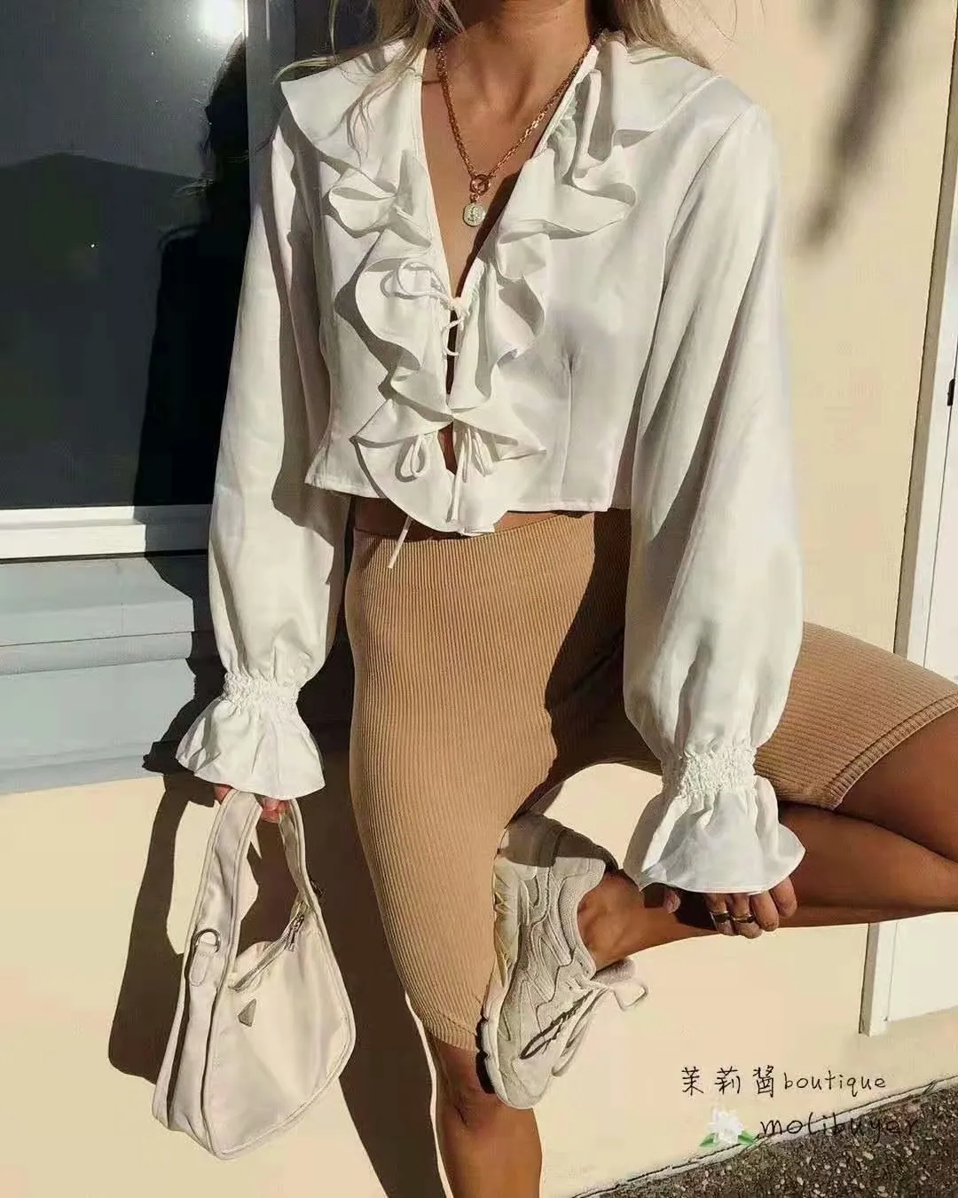 Women Long Flare Sleeve Ruffle Lace T Shirt